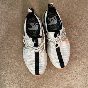 Sorel Stylish White and Black Woman’s Sneakers